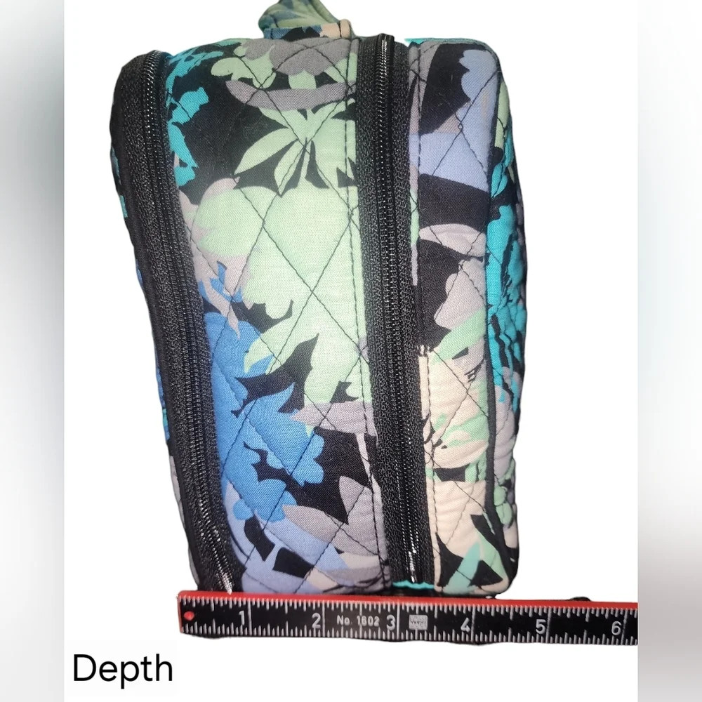 Vera Bradley Large Blush & Brush Makeup Case, Camofloral​ - Picture 8 of 8